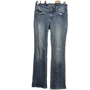 Woman’s Wrangler Boot Cut Jeans Size 1 x 34 09MWZAH